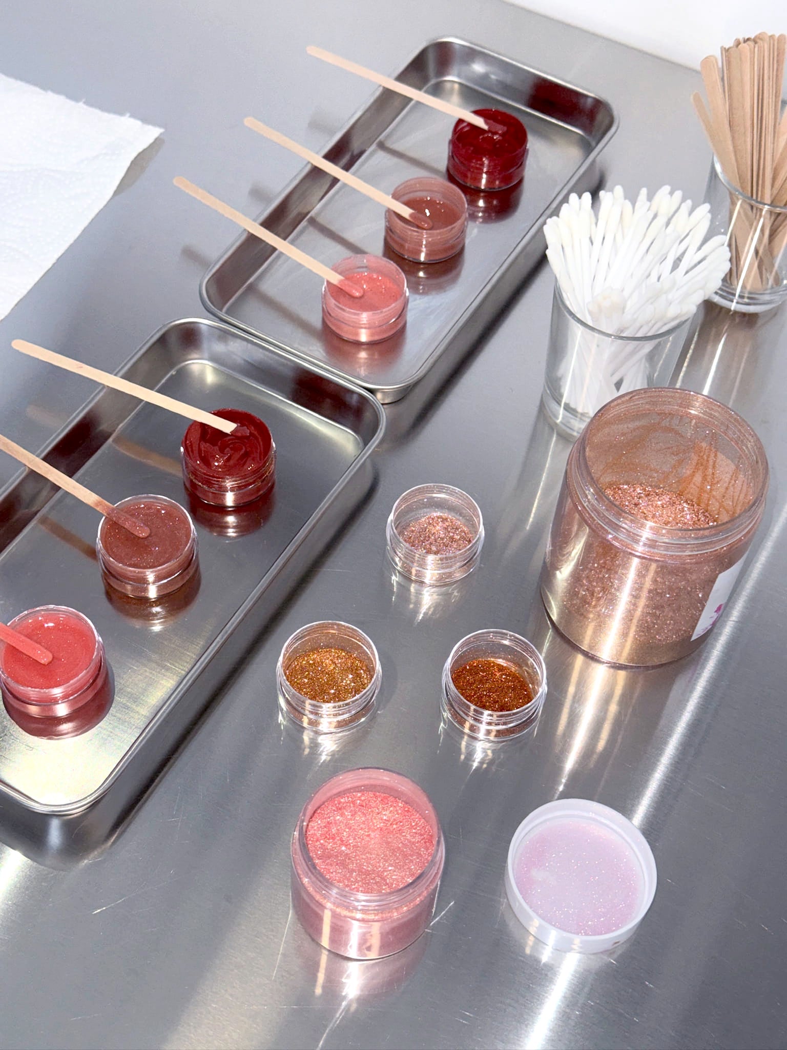 European private label lip gloss manufacturer under GMP standards